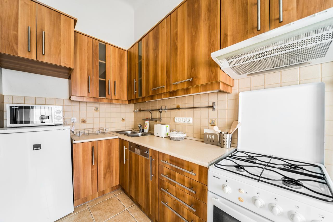 Nyar 3 Bedroom Centre Entire Home Budapest Exterior photo